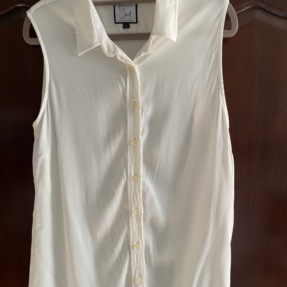 Lightweight button-up